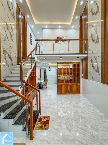 NHÀ TRỆT LỬNG HẺM 90 HÙNG VƯƠNG - CÓ PHÒNG NGỦ Ở TẦNG TRỆT