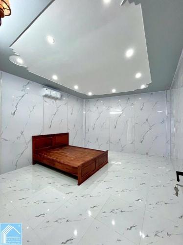 Nhà Trệt Lửng hẻm 98 đường Trần Hưng Đạo - cách Mặt tiền 50m - Gần Công Viên Lưu Hữu Phước