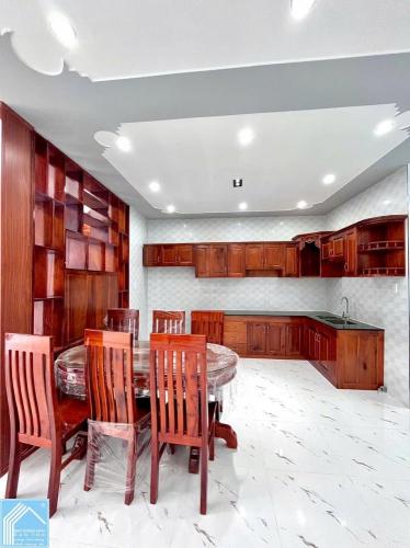 Nhà Trệt Lửng hẻm 98 đường Trần Hưng Đạo - cách Mặt tiền 50m - Gần Công Viên Lưu Hữu Phước