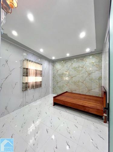 Nhà Trệt Lửng hẻm 98 đường Trần Hưng Đạo - cách Mặt tiền 50m - Gần Công Viên Lưu Hữu Phước