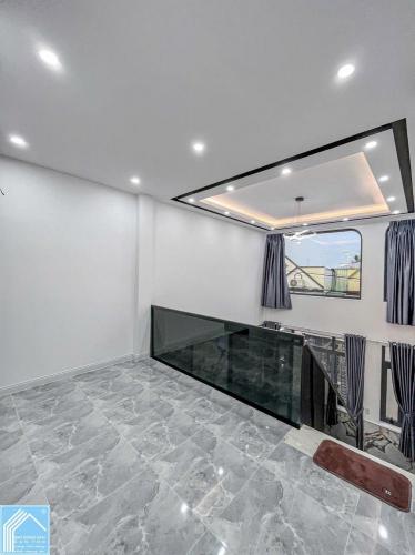 NHÀ TRỆT LỬNG KIẾN TRÚC HIỆN ĐẠI MỚI XÂY - 3 PHÒNG NGỦ - TẶNG NỘI THẤT - LỘ ÔTÔ.CÁCH ĐH Y DƯỢC 2,5K