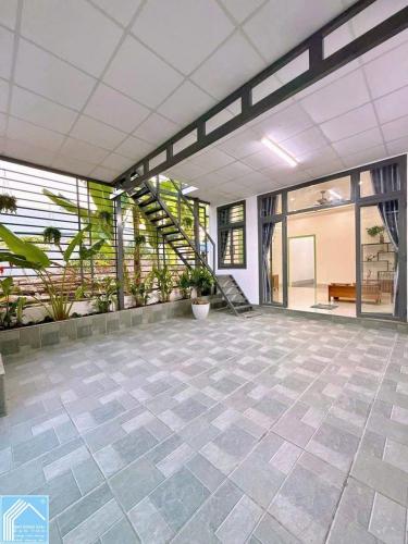 NHÀ TRỆT LỬNG PHÚ AN – VIEW CÔNG VIÊN – NỘI THẤT GỖ TỰ NHIÊN - Hướng Đông Nam