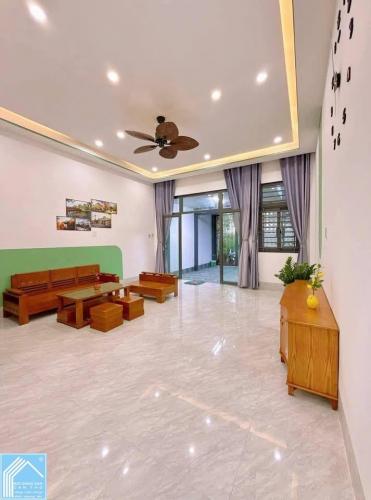   Nhà trệt mới đẹp tặng view lửng ban công chill uống trà đàm đạo. Số 182 đường B11 KDC Phú An