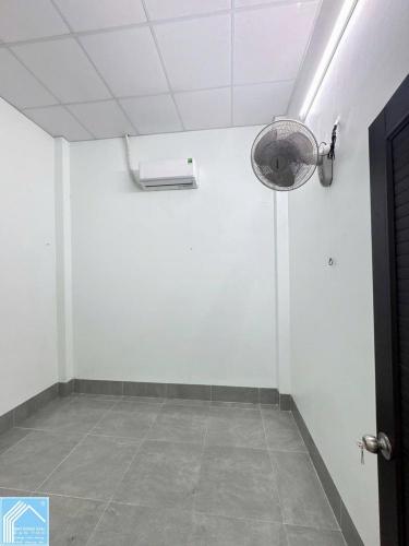 Nhà trống khoá số  BÁN NHÀ HẺM LIÊN TỔ 7-8-9 NGUYỄN VĂN LINH, GẦN CHỢ BÀ BỘ VÀ ĐẠI HỌC Y DƯỢC