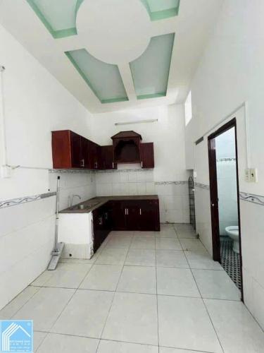 Nhà trục Chính H. Hồ Búng Xáng. Giá 5tr  Cho thuê nhà Hẻm Hồ Búng Xáng Thông Qua Trần Nam Phú.   