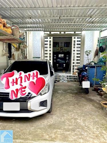 Nhà vườn 3 phòng Ngủ, sân đậu ô tô - Thuộc rạch Khoán Châu - cách Cầu Bình Thủy 1,8km 