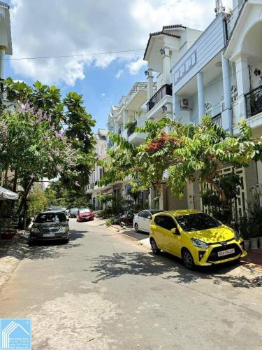   RẺ DUY NHẤT   CHỈ 3 T.Ỷ 550 TRIỆ.U    Nền Đường B2 Khu Dân Cư Hưng Phú 1, Phường Hưng Phú