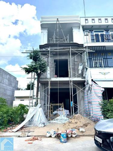  Sắp Hoàn Thiện - Nhà 1 Trệt 2 Lầu đường D7 KDC Hồng Loan
