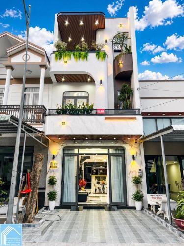 SIÊU PHẨM 1 TRỆT 2 LẦU MỚI 100% ĐƯỜNG D14 KDC HỒNG LOAN - HẺM THOÁT HIỂM PHÍA SAU 2M