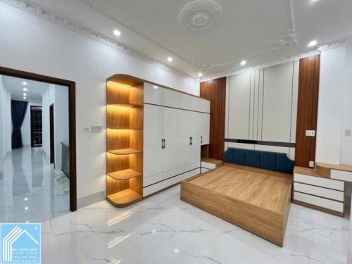 SIÊU PHẨM FULL NỘI THẤT. BÁN NHÀ 1 TRỆT 2 LẦU ĐƯỜNG D4 KDC HỒNG LOAN PHƯỜNG CÁI RĂNG TP CẦN THƠ