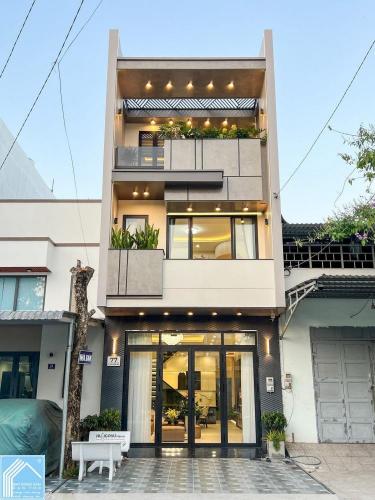 SIÊU PHẦM NHÀ 2 LẦU HIỆN ĐẠI TẶNG FULL NỘI THẤT CAO CẤP - SỐ 77 ĐƯỜNG D14 KDC HỒNG LOAN.