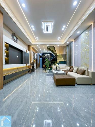 Siêu phẩm nhà mẫu đang xây - Nhà 1 Trệt 2 Lầu Đầu Đường D7 sát Trục chính 1